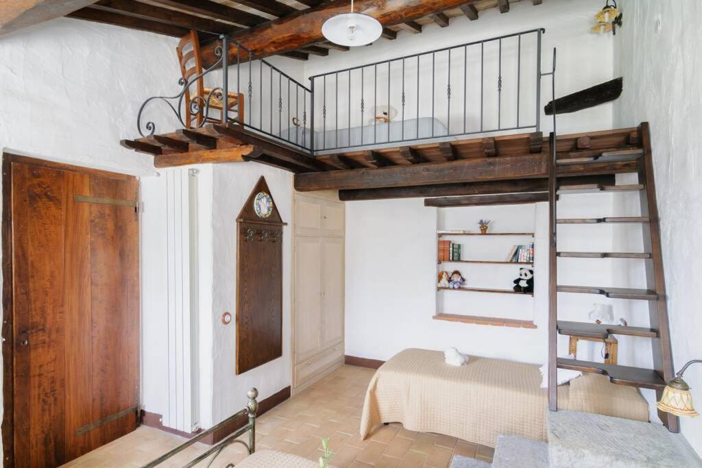 Cottage Assolata Overlooking The Orcia Valley In Tuscany ラディコーファニ エクステリア 写真